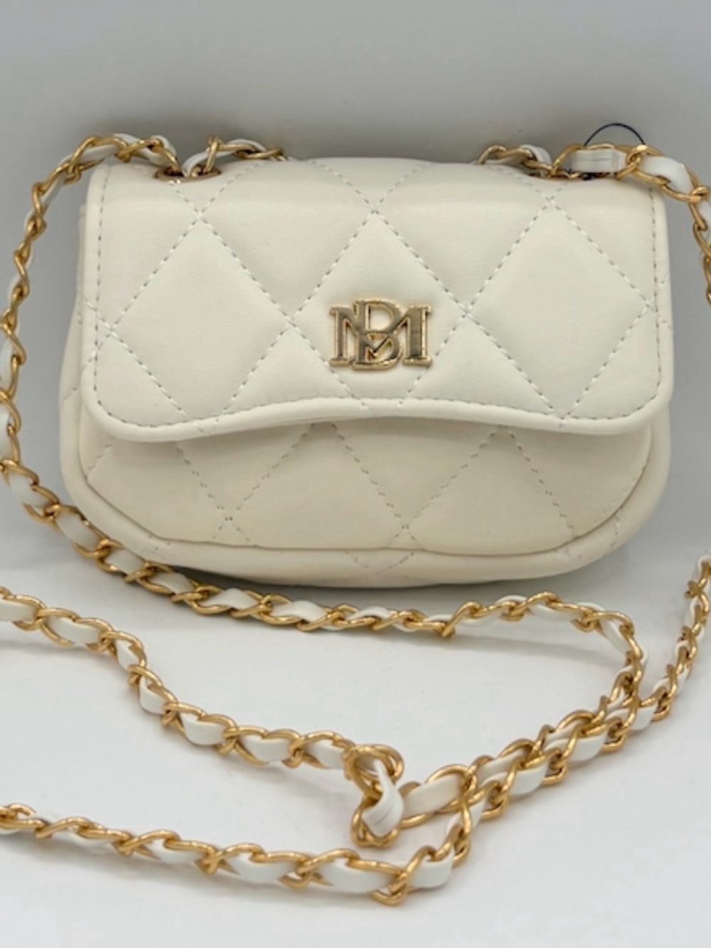 NWT Badgley Mischka Cream Quilted Crossbody with Gold Chain